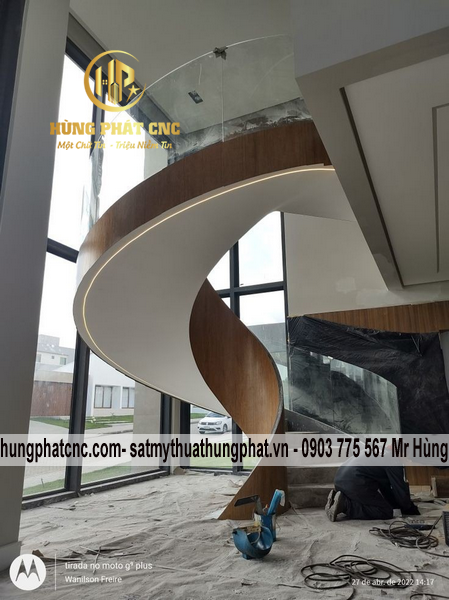 #1 Làm cầu thang xoắn ốc quận 8 chuyên sản xuất thiết kế, tư vấn cầu thang xoắn ốc bằng sắt.