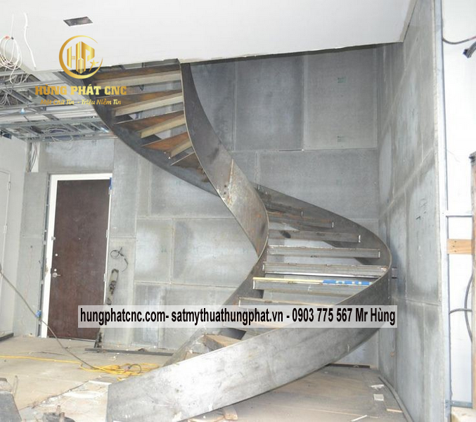 #1 Làm cầu thang xoắn ốc quận 4 -- 0903 775 567 Mr Hùng