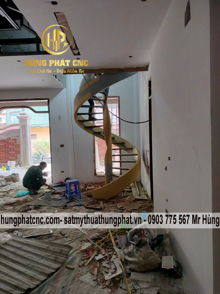 Cách làm cầu thang lượn xoắn ốc trong phong thủy của toàn thể công trình. #1 Cầu thang xoắn ốc ở Kiên Giang