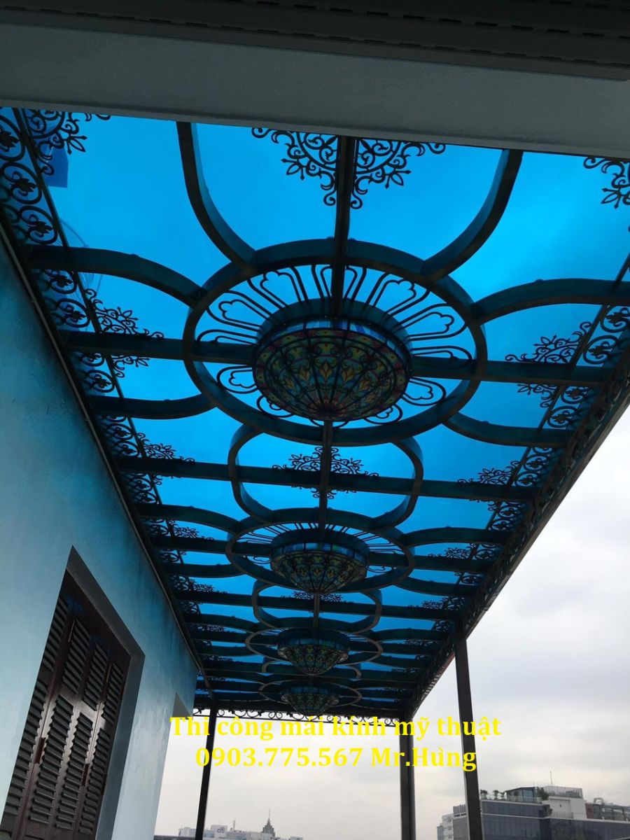 Thợ làm mái kính cường lực Long Thành